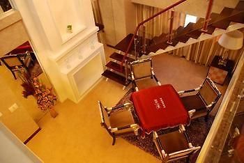 Oriental Hawaii Hotspring Hotel Qingdao Bagian luar foto